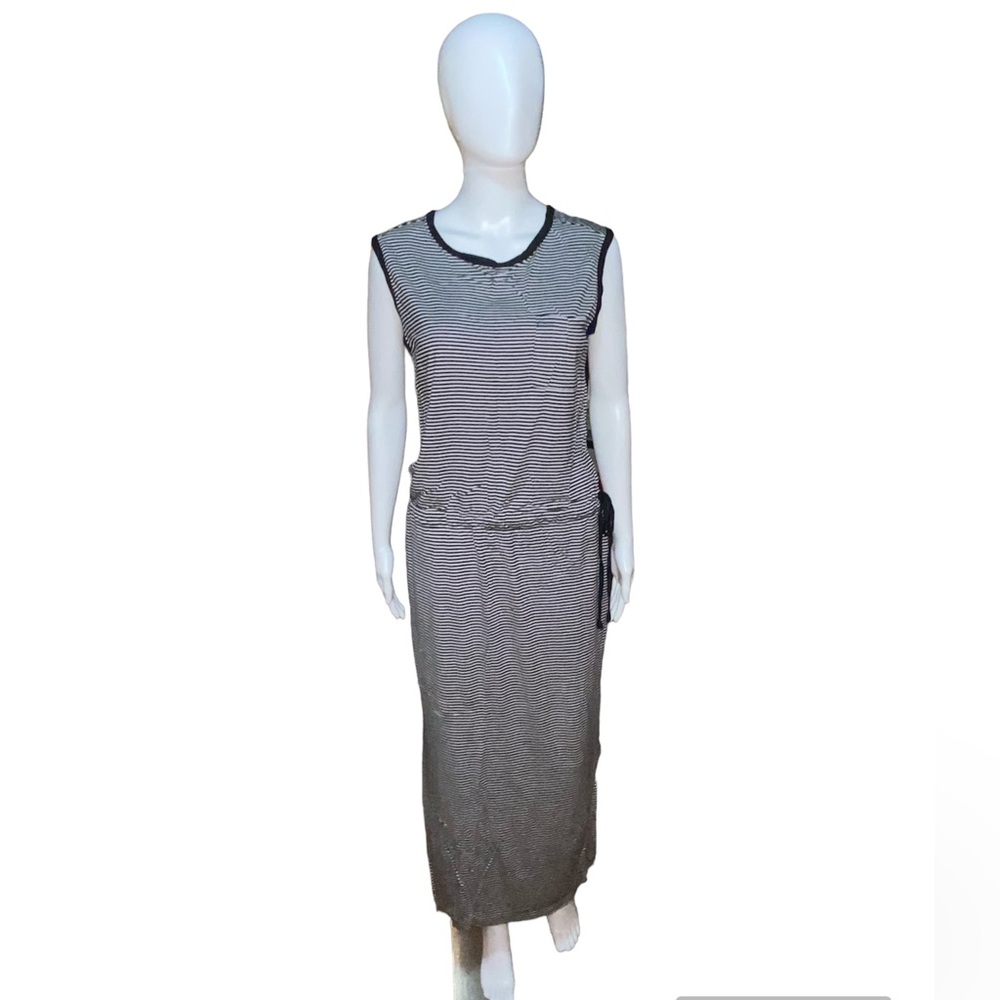 Comfortable White and black stripes gap dress (new)